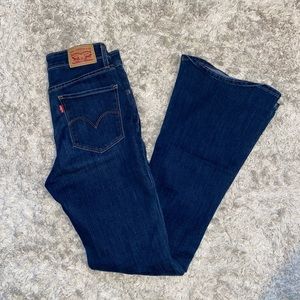 Levi’s Flare Jeans